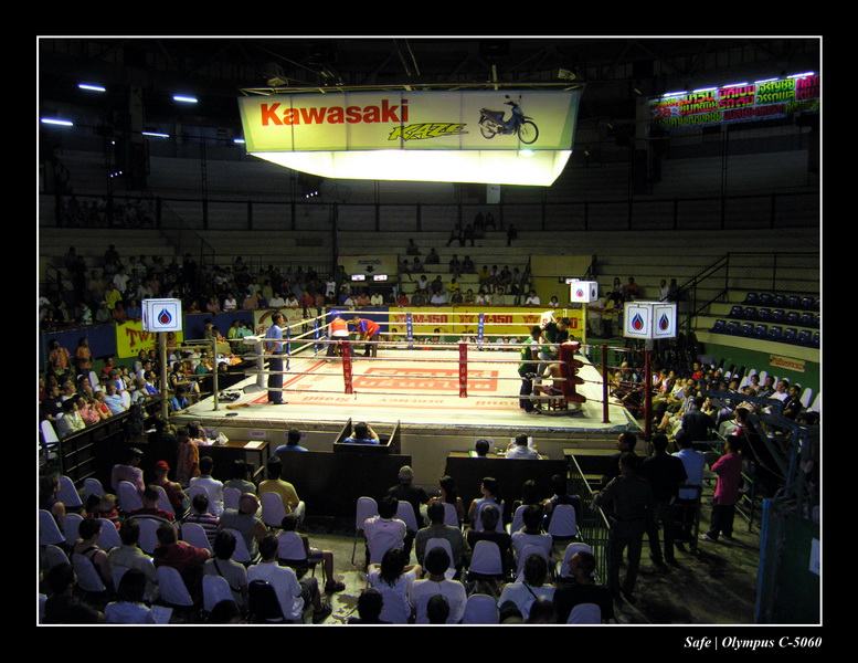 2004 - 08 - Boxe thai 4.JPG